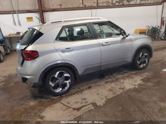 KMHRC8A31PU223586 Hyundai Venue Sel