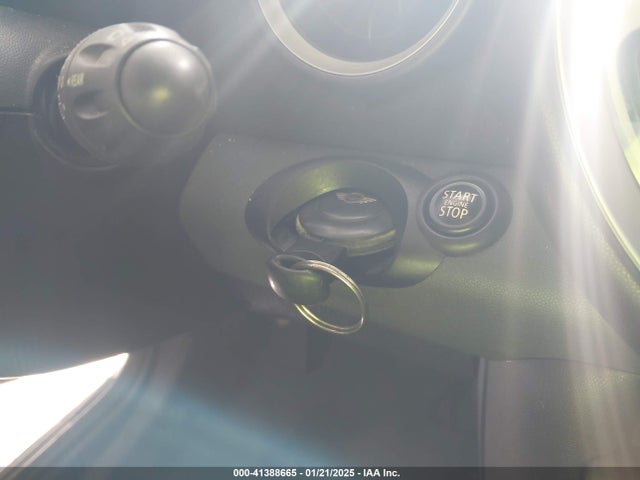 2011 MINI COOPER S WMWSV3C58BTY14334 Photo 10