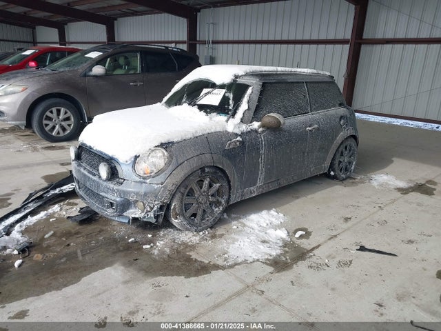 2011 MINI COOPER S WMWSV3C58BTY14334 Photo 1