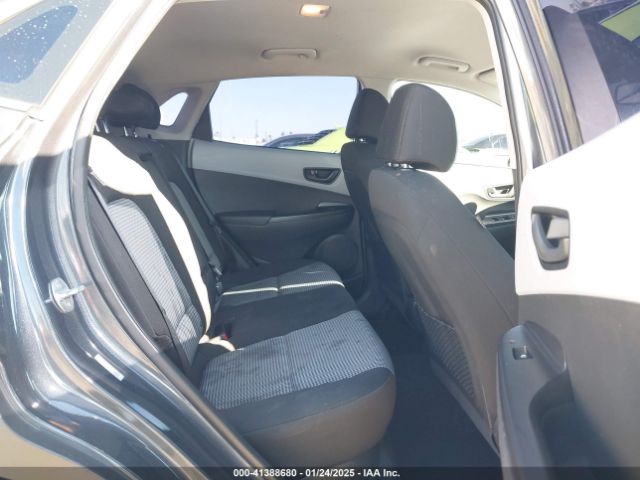 KM8K12AA3MU746218 Hyundai Kona Se