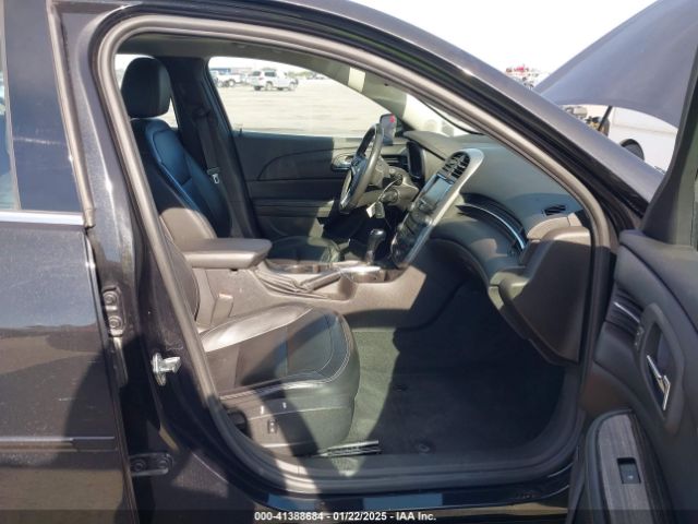 1G11E5SL2EF148657 Chevrolet MALIBU 2LT