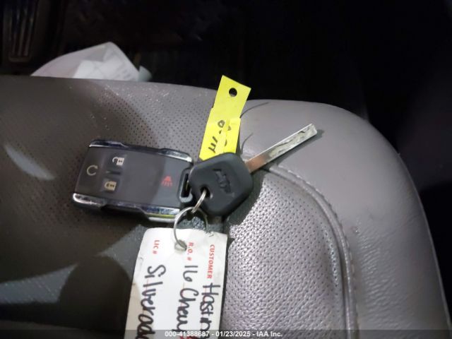 3GCUKSEC9GG194608 Chevrolet Silverado 1500 2lz