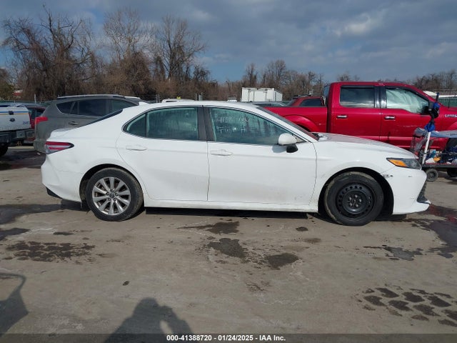 Toyota CAMRY LE 2019 4T1B11HK9KU773784 Image 13
