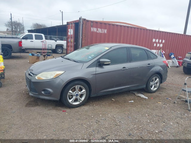 Ford FOCUS SE 2014 1FADP3F20EL253676 Image 2
