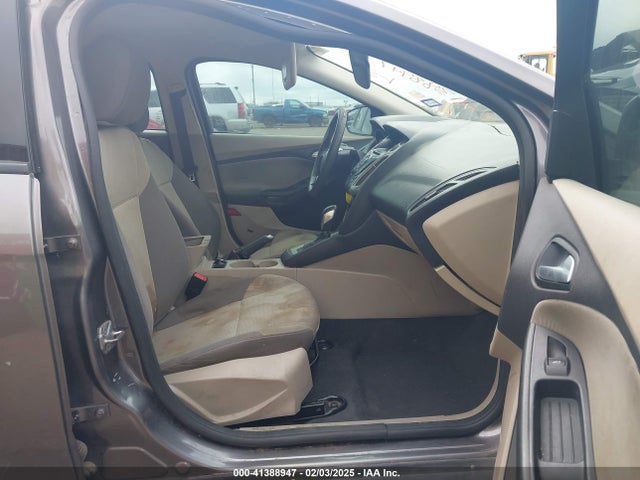 Ford FOCUS SE 2014 1FADP3F20EL253676 Image 5