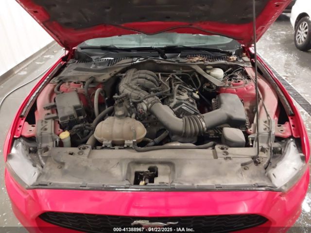 1FATP8EM0F5335702 Ford Mustang V6