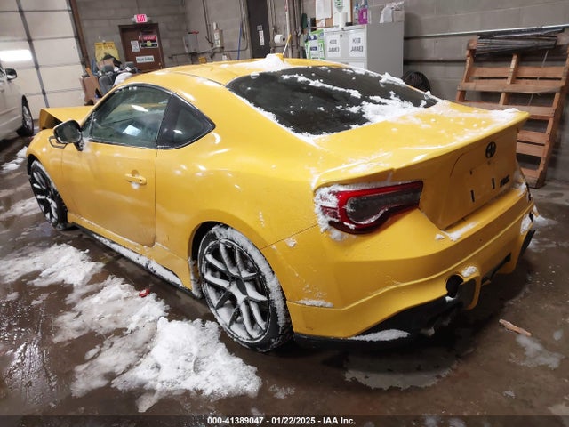 JF1ZNAA16F9707037 Scion Fr-s Release Series