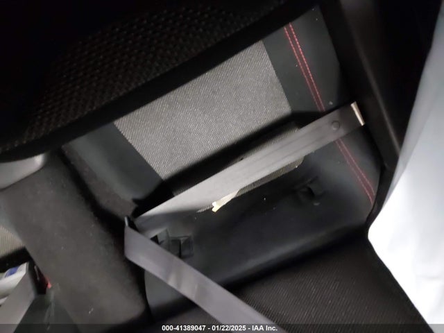 JF1ZNAA16F9707037 Scion Fr-s Release Series
