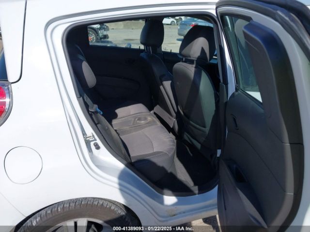 KL8CD6S99EC590813 Chevrolet Spark 1lt Auto