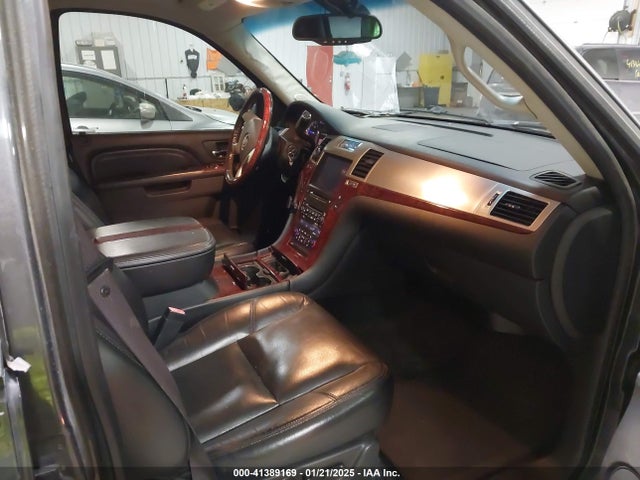 2010 CADILLAC ESCALADE 1GYUKBEF8AR271903 Photo 4