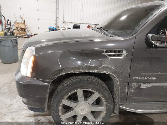 2010 CADILLAC ESCALADE 1GYUKBEF8AR271903 Photo 5
