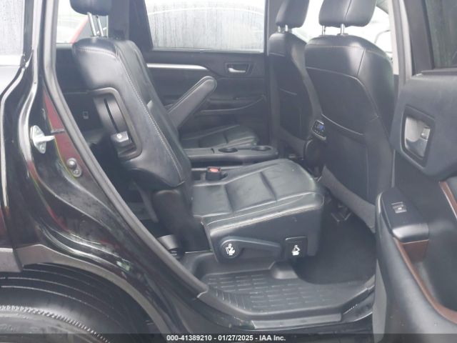 5TDKKRFHXFS111147 Toyota Highlander Xle V6