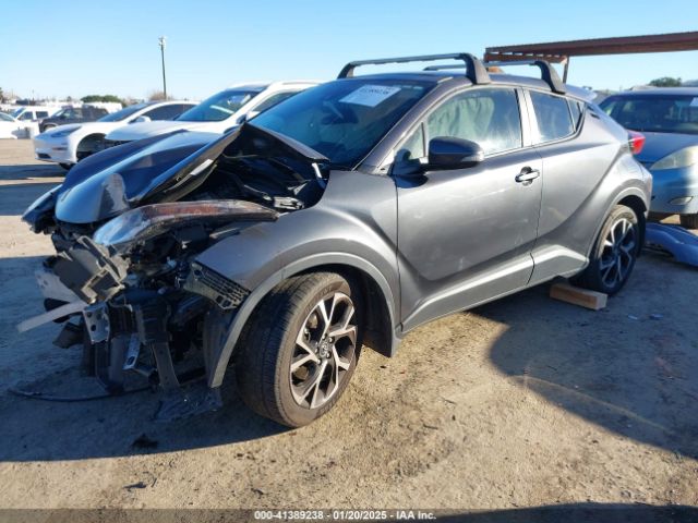 JTNKHMBX4J1011688 Toyota C-HR XLE