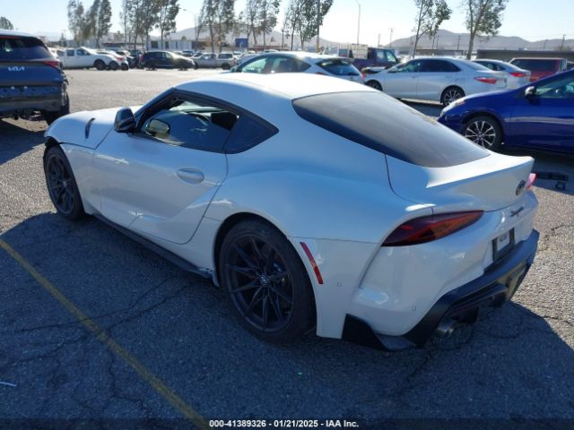 2023 TOYOTA GR SUPRA WZ1DB0G0XPW059812 Photo 2