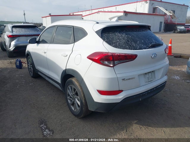 KM8J33A45JU654500 Hyundai TUCSON SEL