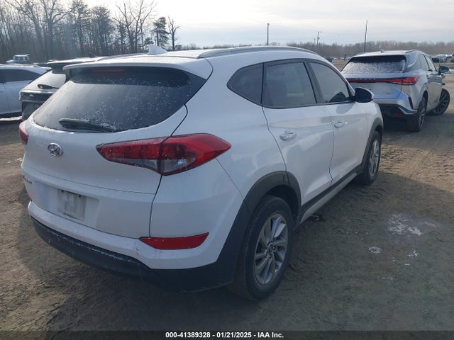 KM8J33A45JU654500 Hyundai TUCSON SEL