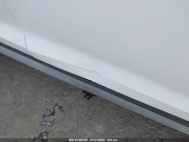 KM8J33A45JU654500 Hyundai TUCSON SEL