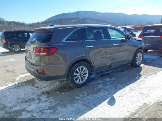 5XYPGDA59KG570278 KIA Sorento 3.3l Lx