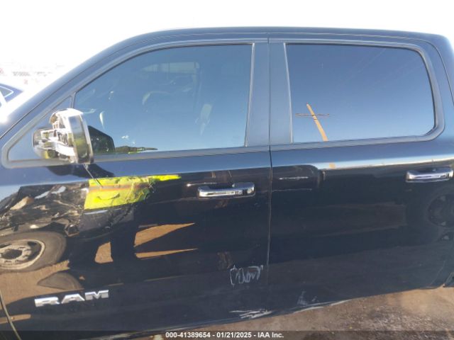 1C6RREJT6NN291821 RAM 1500 Laramie  4x2 5'7 Box