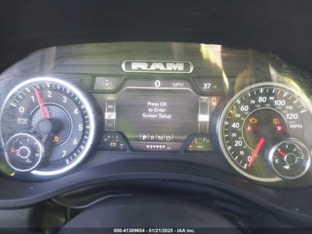 1C6RREJT6NN291821 RAM 1500 Laramie  4x2 5'7 Box