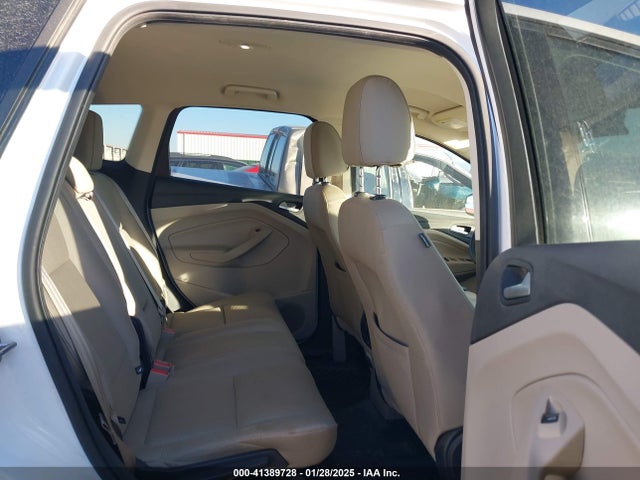 Ford ESCAPE SE 2017 1FMCU9G96HUC35870 Image 8