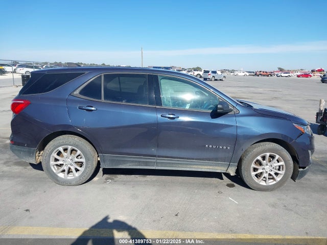 3GNAXSEV0KS515096 Chevrolet EQUINOX LS