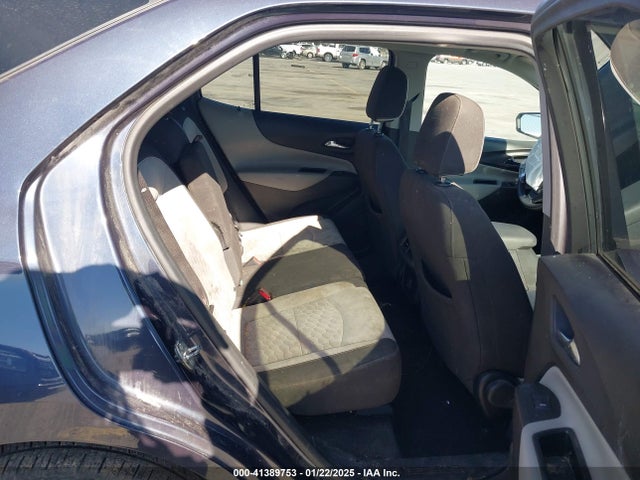 3GNAXSEV0KS515096 Chevrolet EQUINOX LS