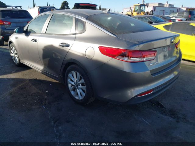 5XXGT4L32JG256921 KIA Optima Lx