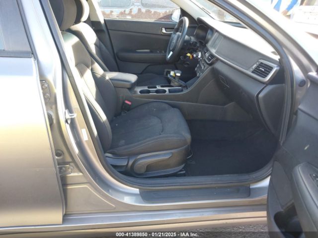5XXGT4L32JG256921 KIA Optima Lx