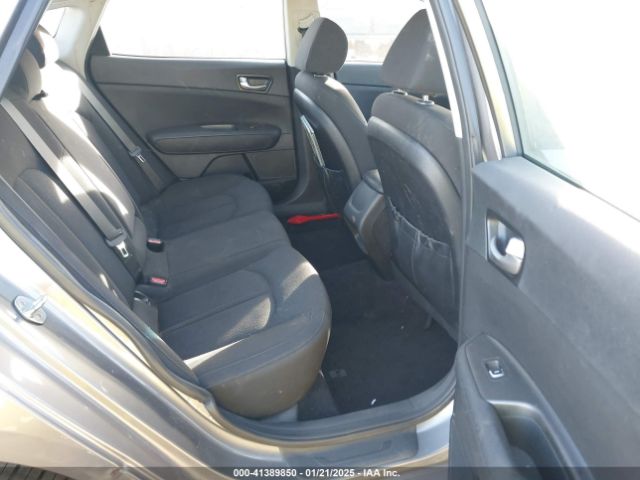 5XXGT4L32JG256921 KIA Optima Lx