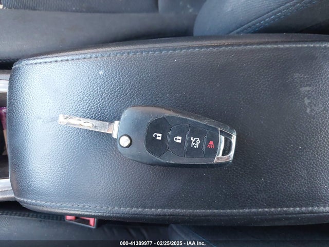 1G1BE5SM9J7131940 Chevrolet Cruze Lt Auto