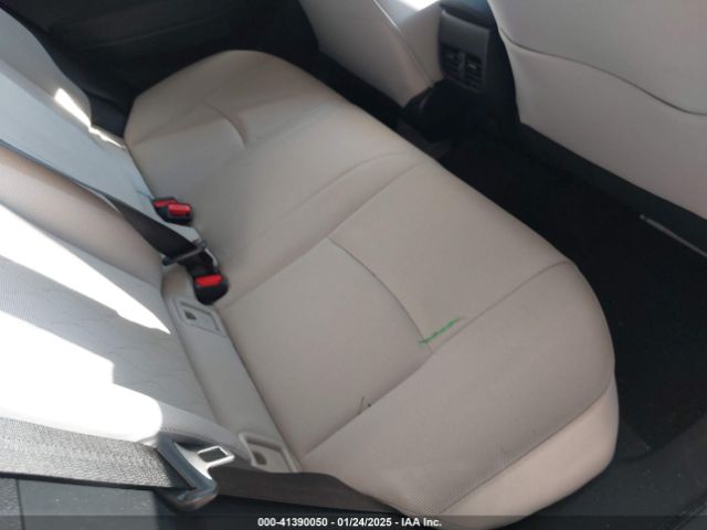 7MUCAABGXRV102464 Toyota Corolla Cross Le