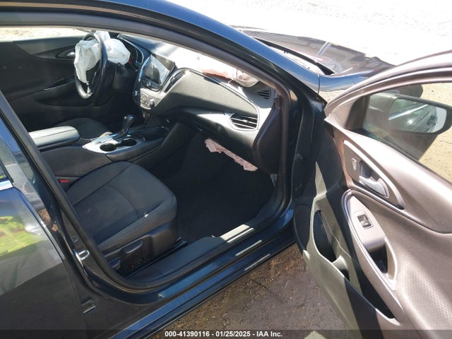Chevrolet MALIBU LT 2018 1G1ZD5ST8JF131412 Image 5