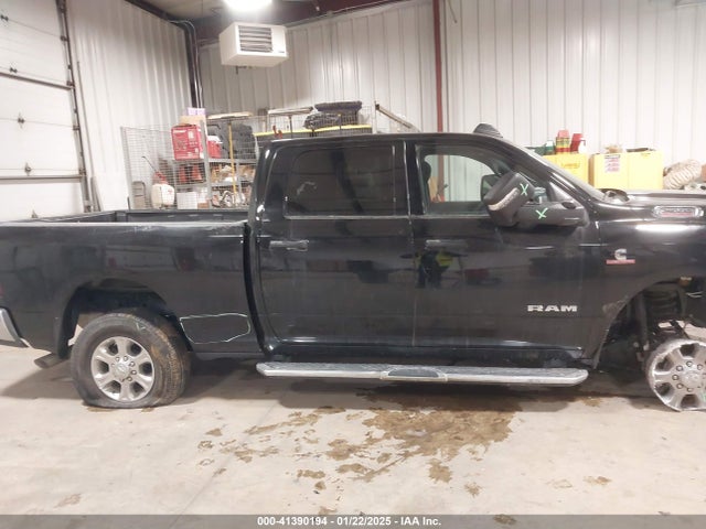 2024 Ram 2500 Big Horn  4x4 6'4 Box მანქანა იყიდება აუქციონზე, vin: 3C6UR5DL3RG247733, აუქციონის ნომერი: 41390194