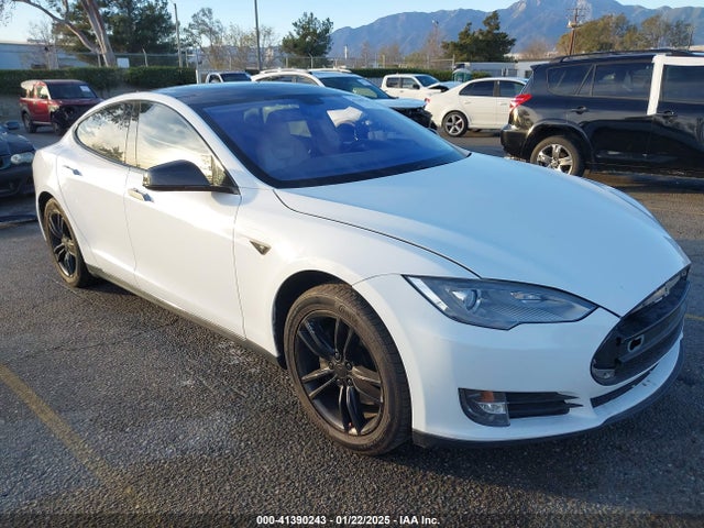 2013 TESLA MODEL S 5YJSA1CGXDFP03553 Photo 0