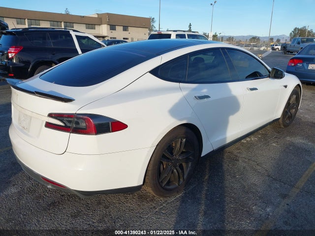 2013 TESLA MODEL S 5YJSA1CGXDFP03553 Photo 3