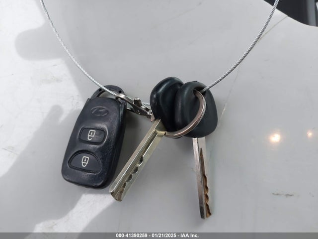 Hyundai ACCENT SE 2017 KMHCT4AE5HU327628 Image 11