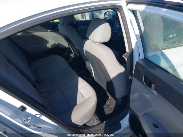 5NPD74LF0HH103146 Hyundai ELANTRA SE