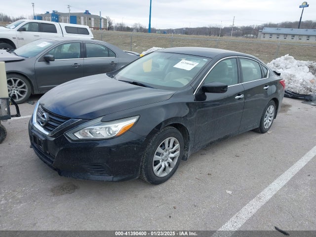 1N4AL3AP2HC147719 Nissan Altima 2.5 S