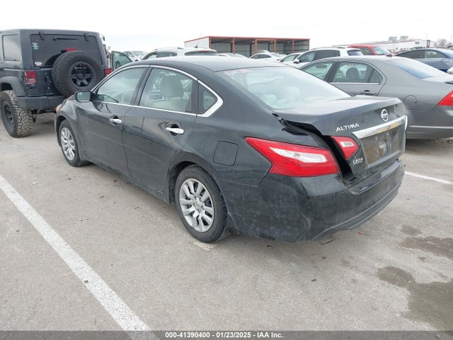 1N4AL3AP2HC147719 Nissan Altima 2.5 S