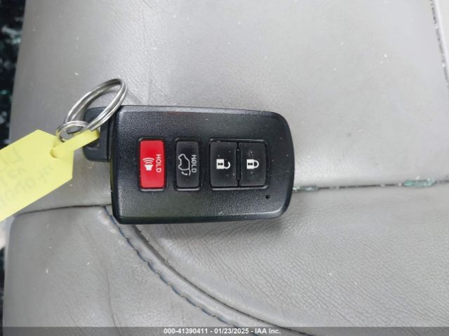 5TDJKRFH9FS172517 Toyota Highlander Xle V6