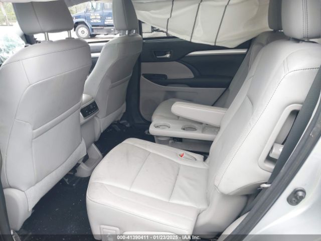 5TDJKRFH9FS172517 Toyota Highlander Xle V6