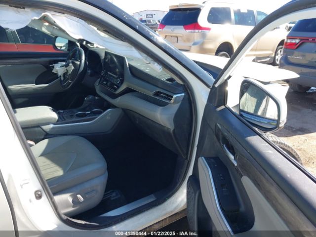 5TDFZRBH2LS040279 Toyota Highlander Platinum