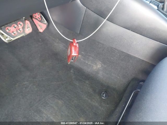 5YFEPRAE6LP058351 Toyota COROLLA LE