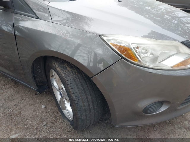 Ford FOCUS SE 2014 1FADP3F24EL124145 Image 13