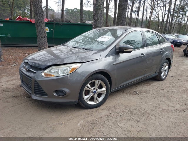 Ford FOCUS SE 2014 1FADP3F24EL124145 Image 2
