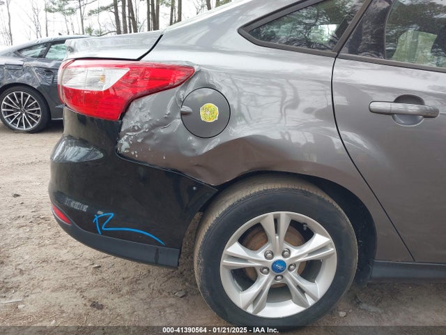 Ford FOCUS SE 2014 1FADP3F24EL124145 Image 6
