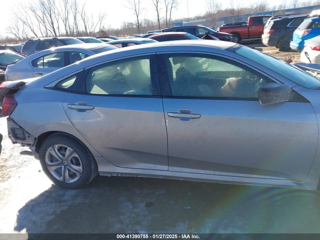 Honda Civic Lx 2018 2HGFC2F59JH605827 Image 13