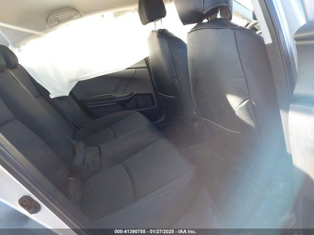 Honda Civic Lx 2018 2HGFC2F59JH605827 Image 8