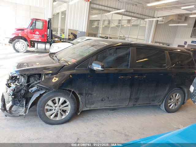 KIA SEDONA LX 2016 KNDMB5C11G6099786 Image 14